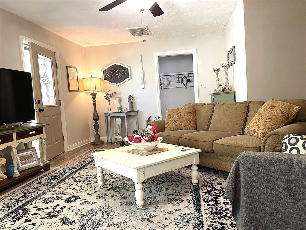 Mineola Townsites - Residential