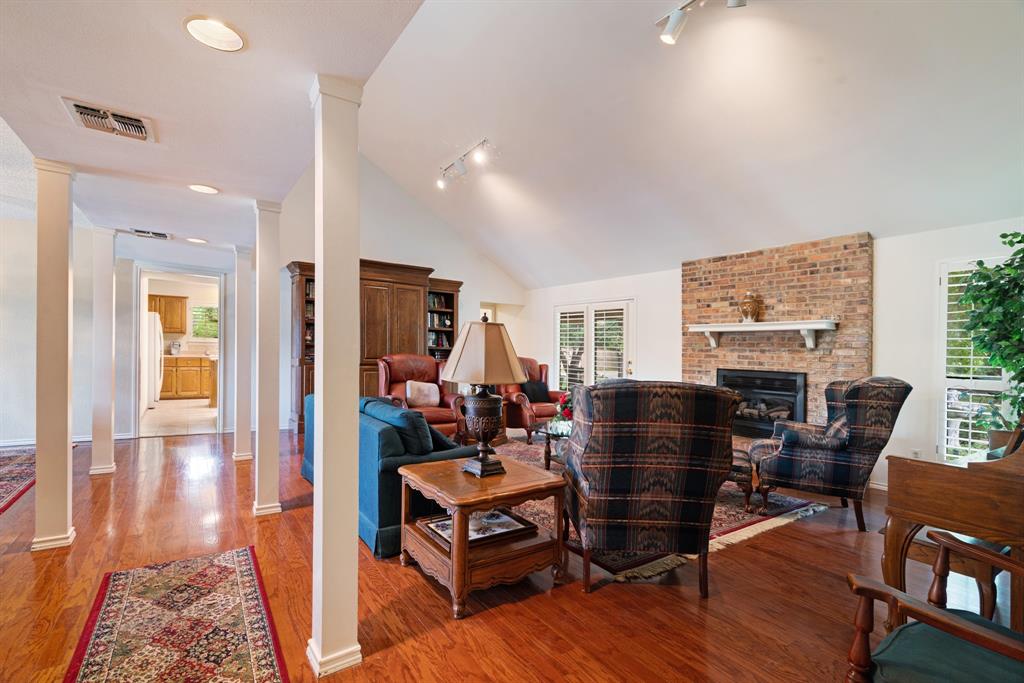 Twin Lakes - Residential