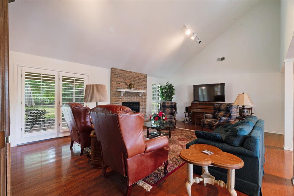 Twin Lakes - Residential