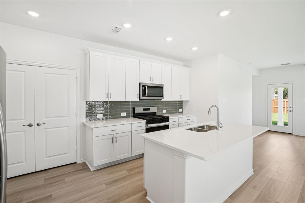 520 Clover Creek Drive