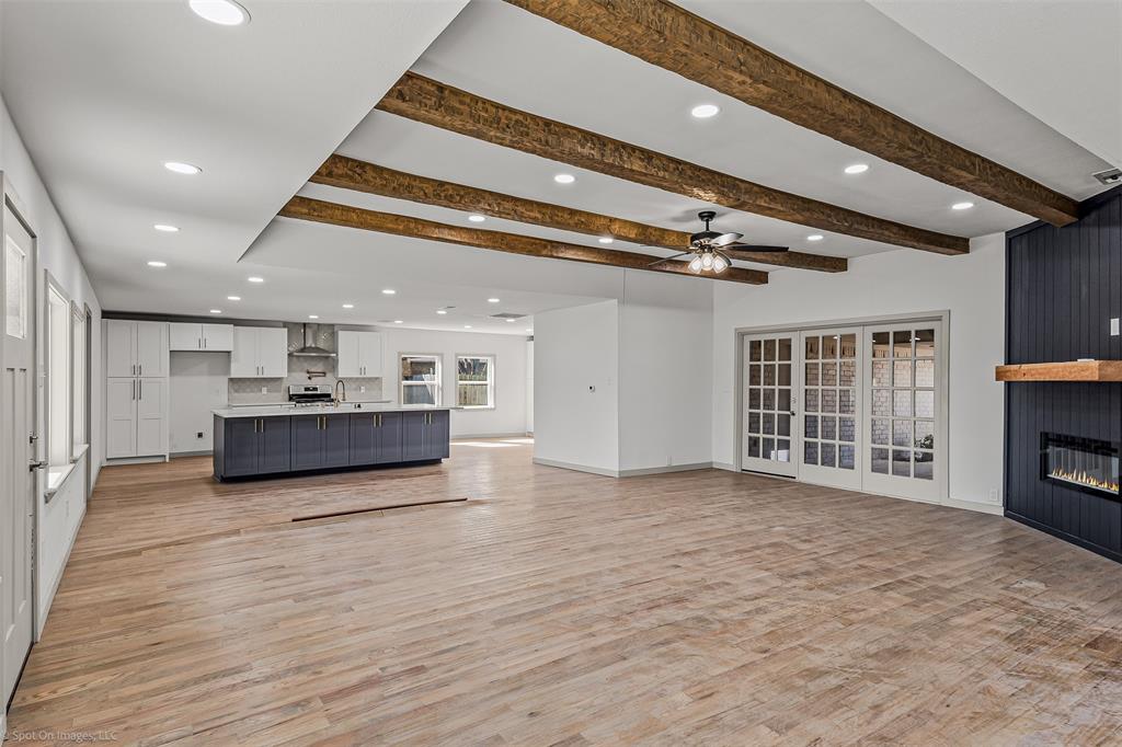 1301 Pecan Valley Drive