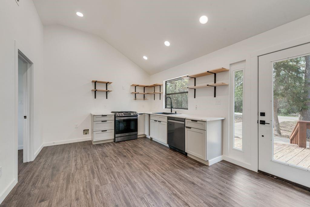 Holly Lake Ranch - Residential