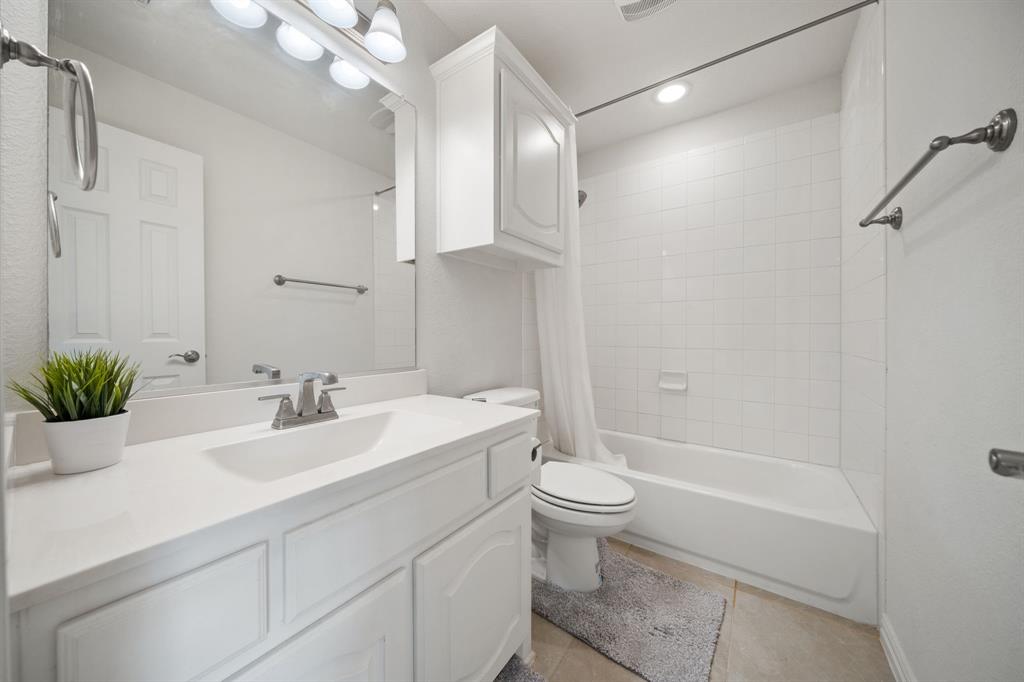 THE VILLAGES AT CHARLESTON - Residential