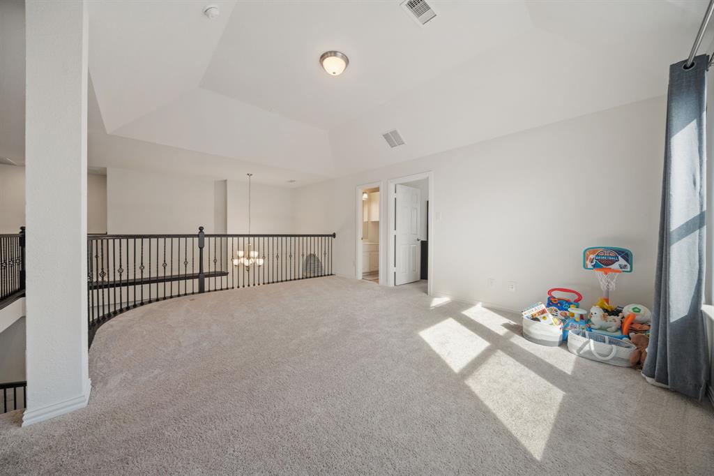 THE VILLAGES AT CHARLESTON - Residential