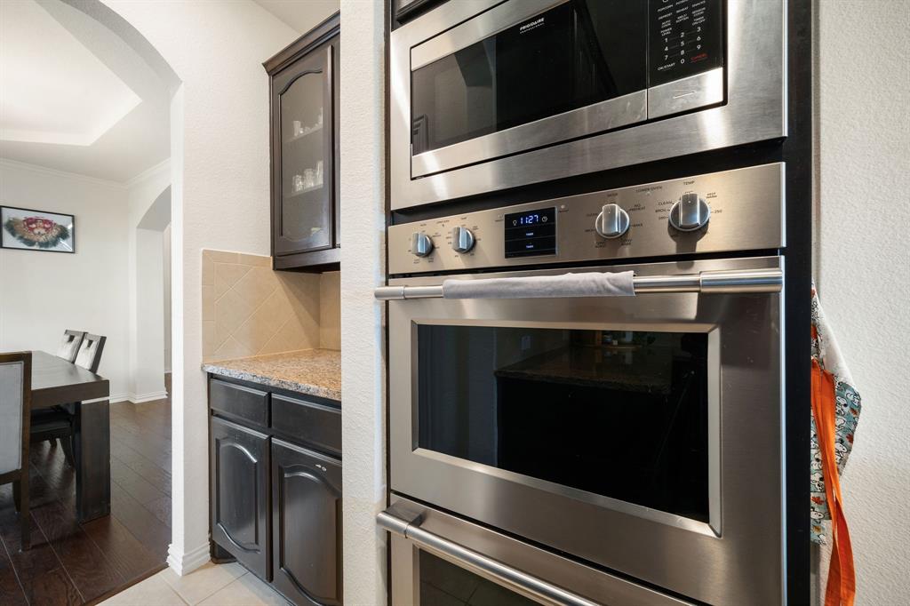 THE VILLAGES AT CHARLESTON - Residential