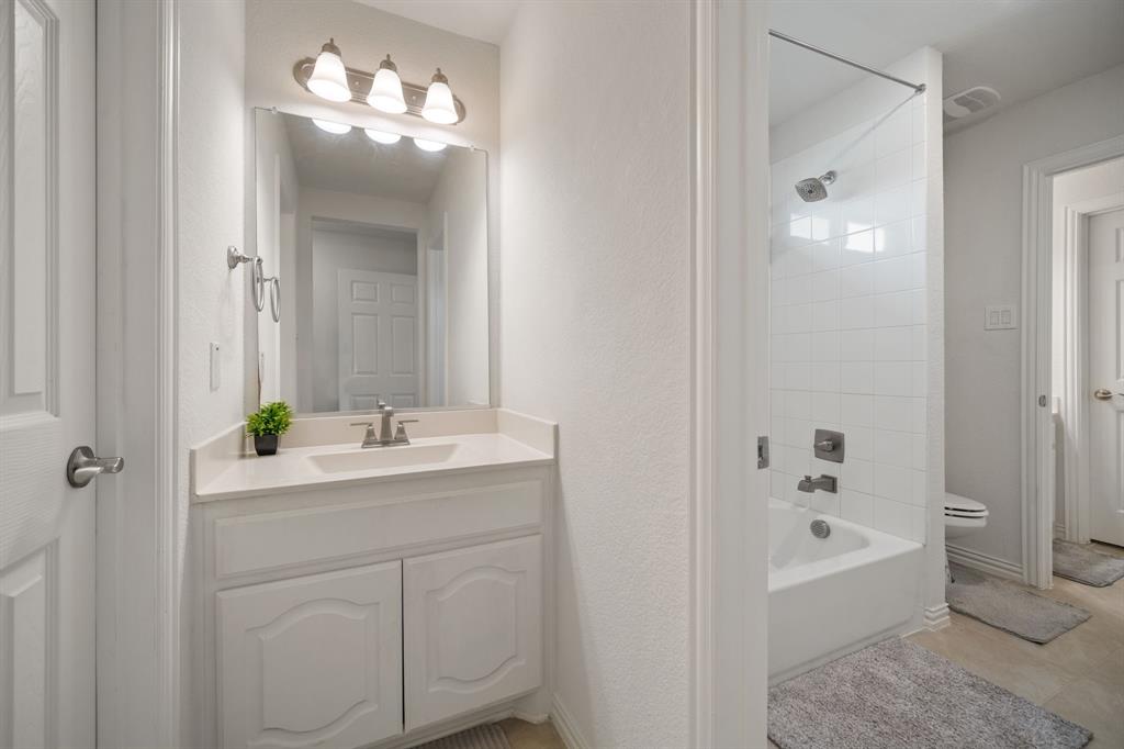 THE VILLAGES AT CHARLESTON - Residential