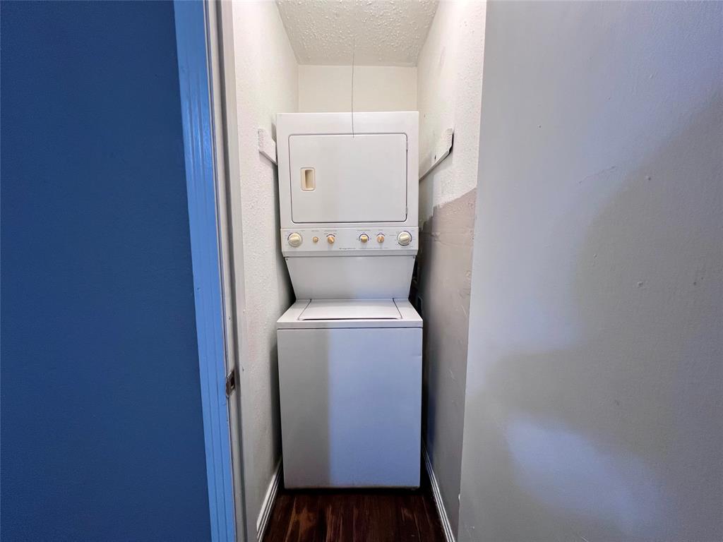 Miller & Stemmons - Residential Lease