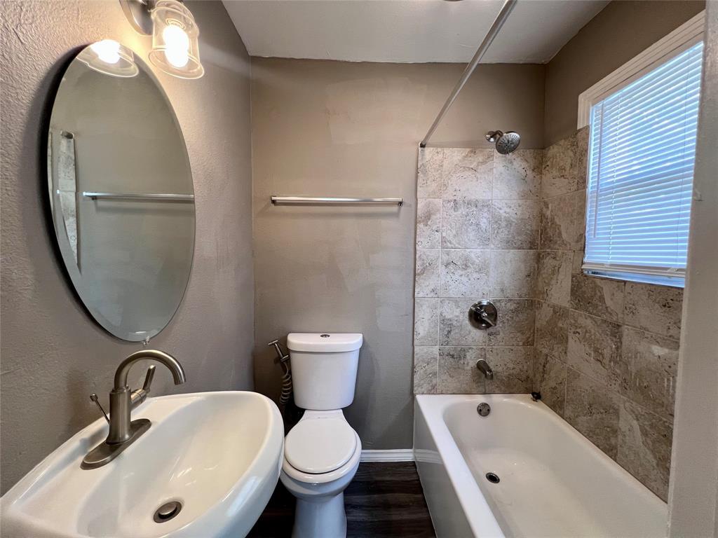 Miller & Stemmons - Residential Lease