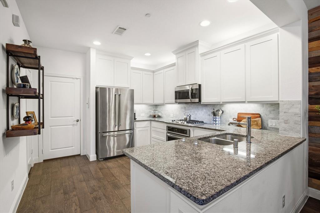 Greens At Stacy Crossing The - Residential