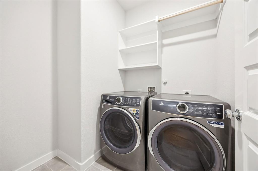 Elevon - Residential