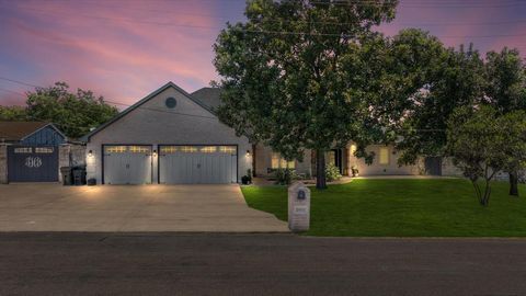 A home in Granbury