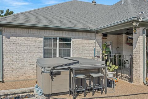 A home in Granbury