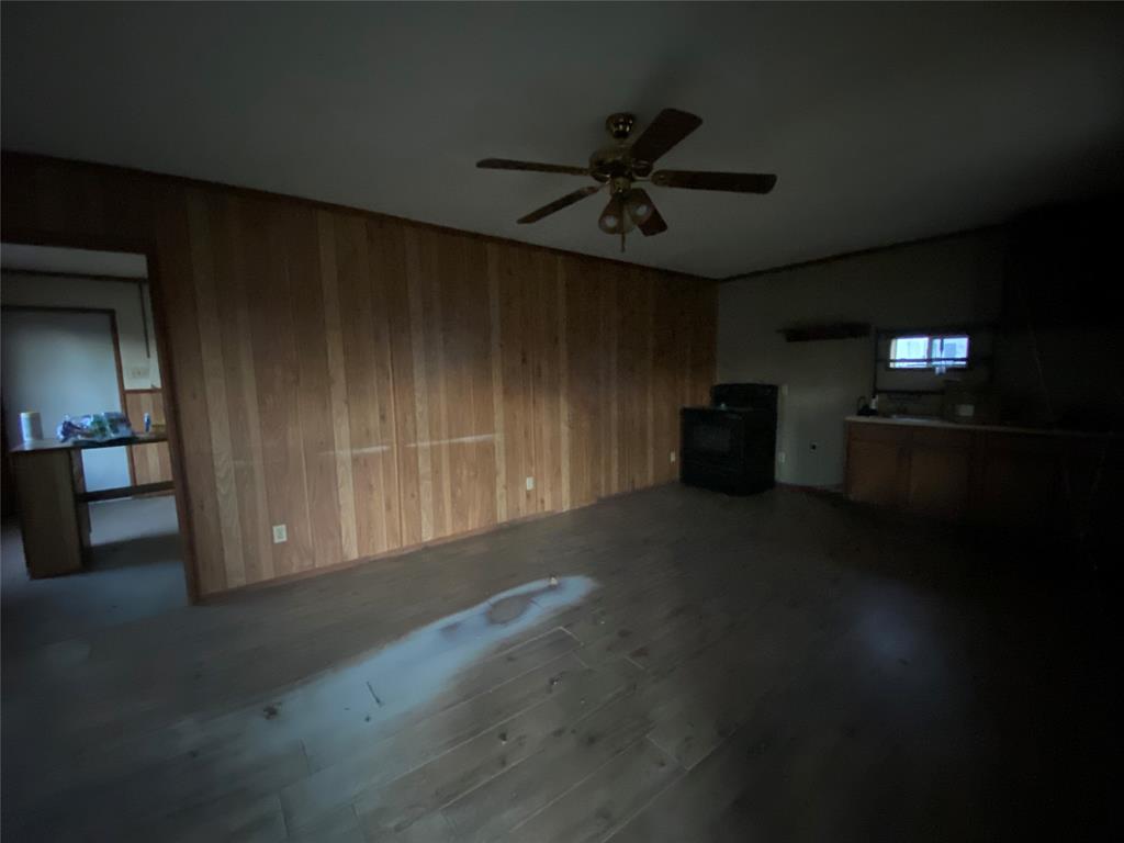 T J Shaw Surv Abs #759 - Residential