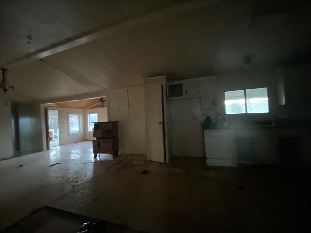 T J Shaw Surv Abs #759 - Residential