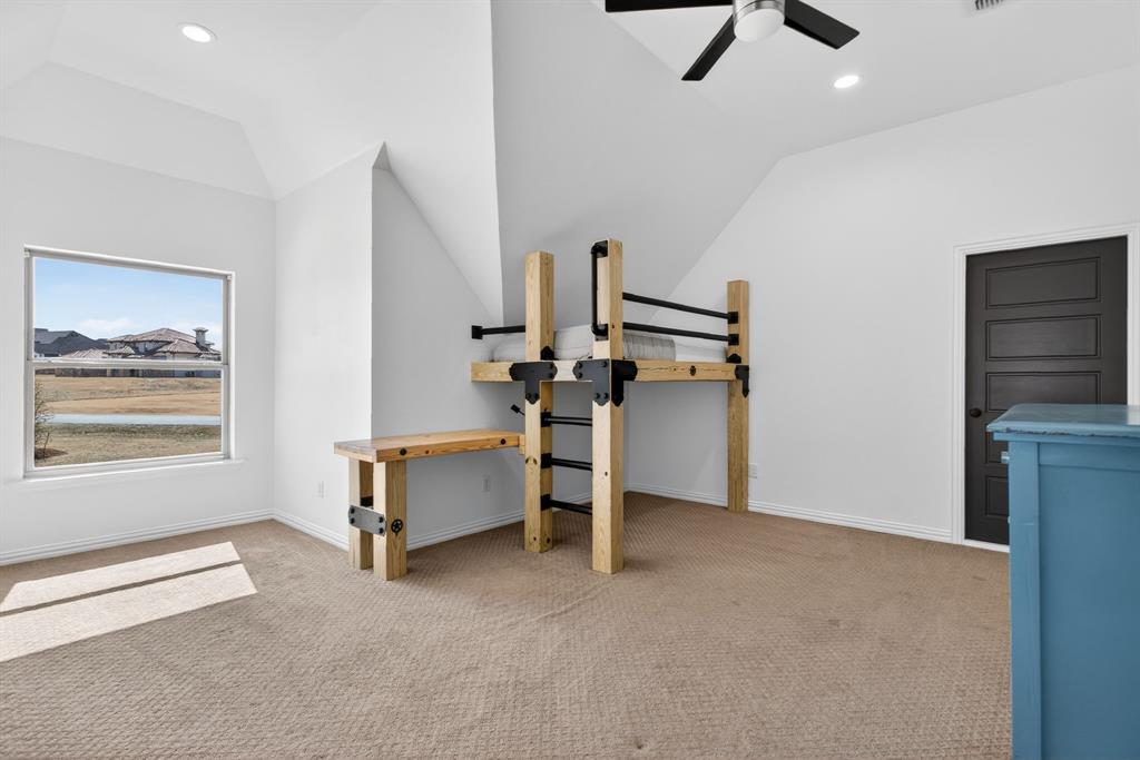 La Madera - Residential