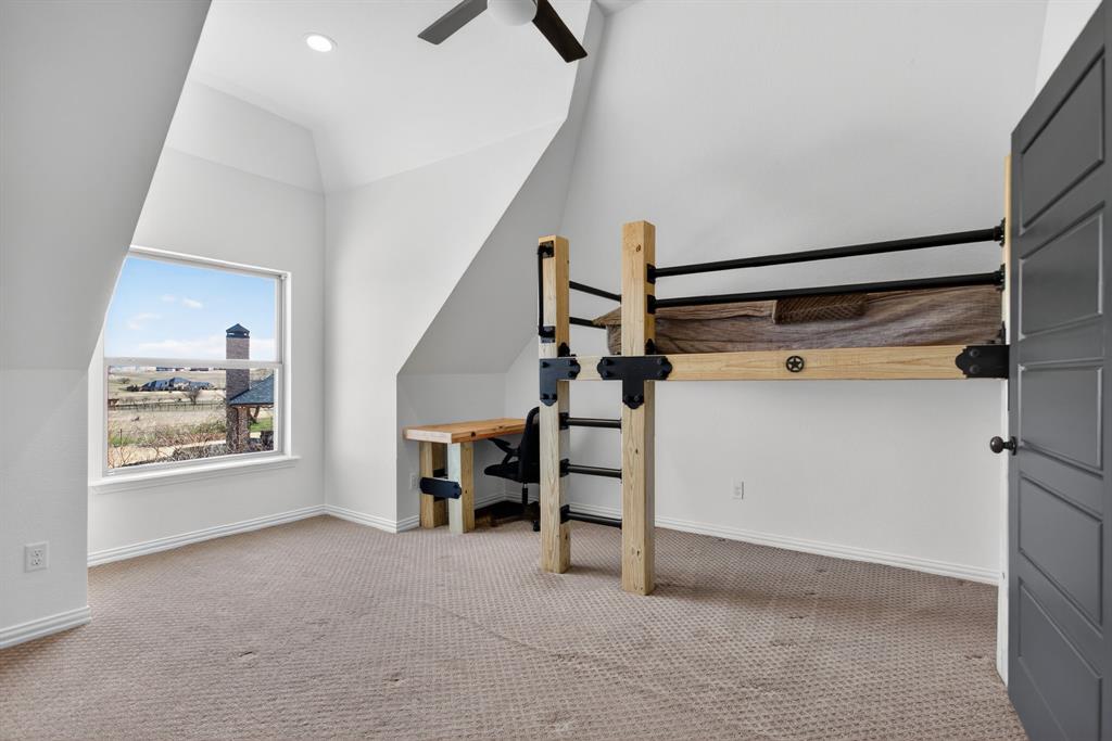 La Madera - Residential