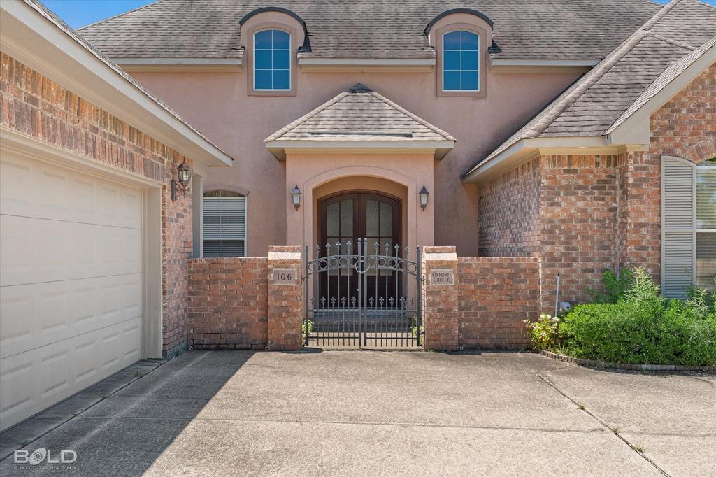 106 Oxford Circle