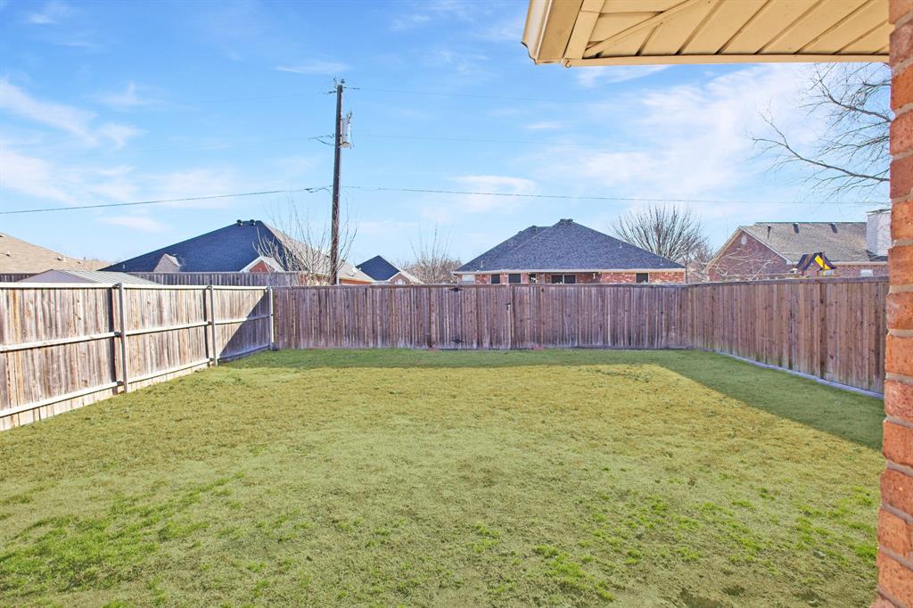 Howe, Texas 75459, United States, 3 Bedrooms Bedrooms, ,2 BathroomsBathrooms,Residential,Active,251322