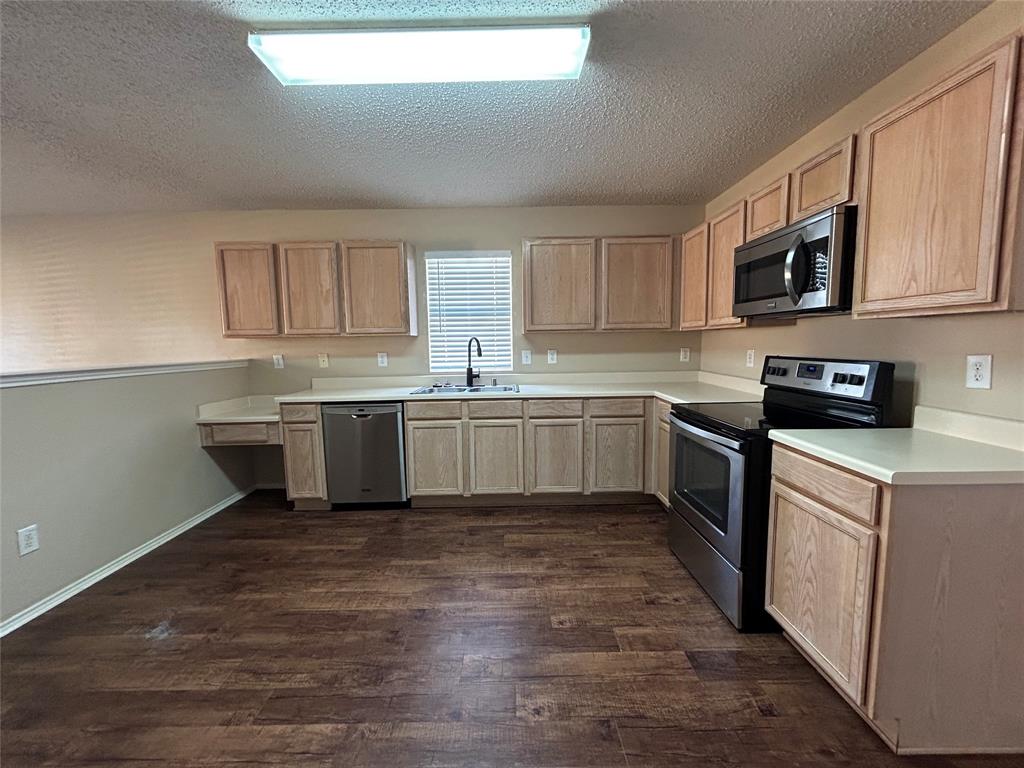 Vineyards At Heritage The - Residential Lease