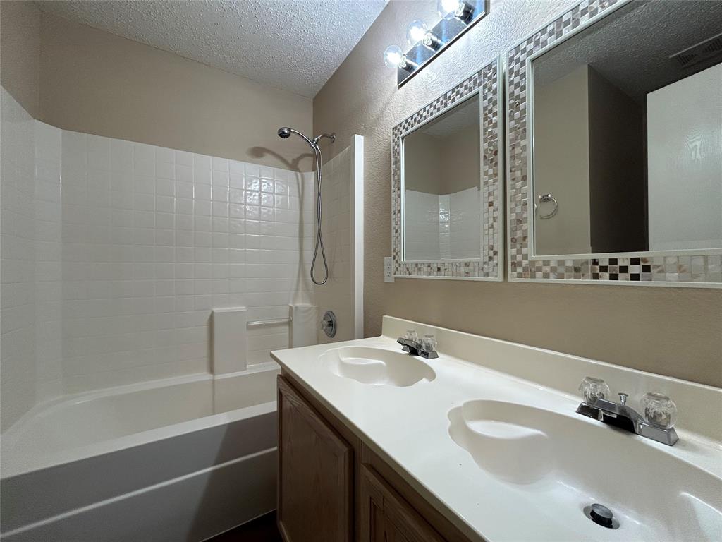 Vineyards At Heritage The - Residential Lease