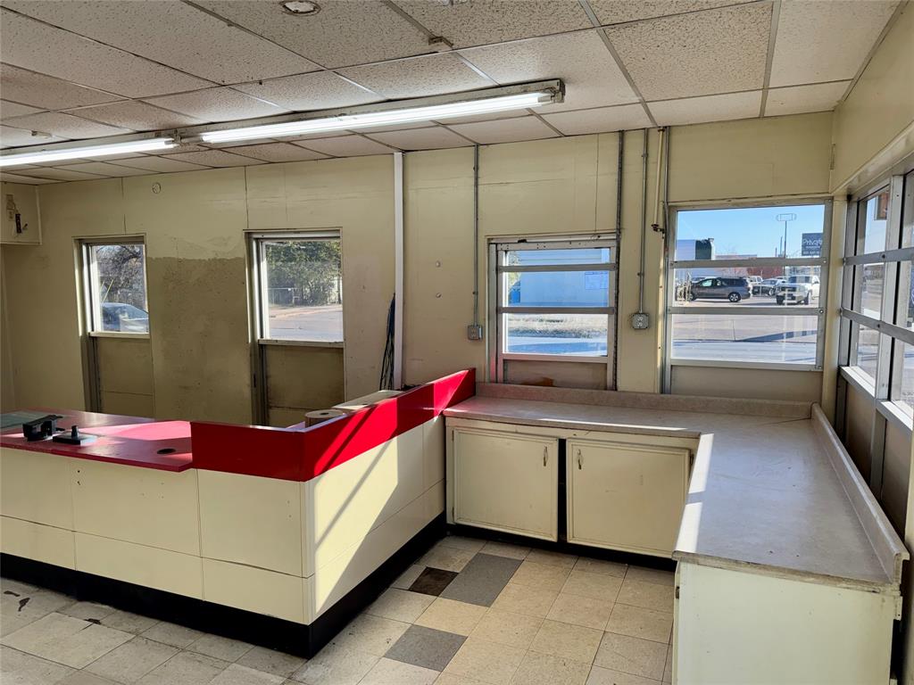 1201 N Mockingbird Lane