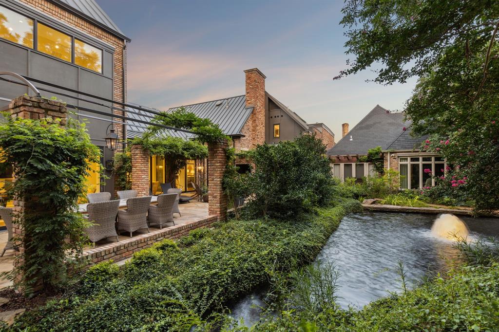 CARUTH HOMEPLACE 7TH SEC REV - Residential