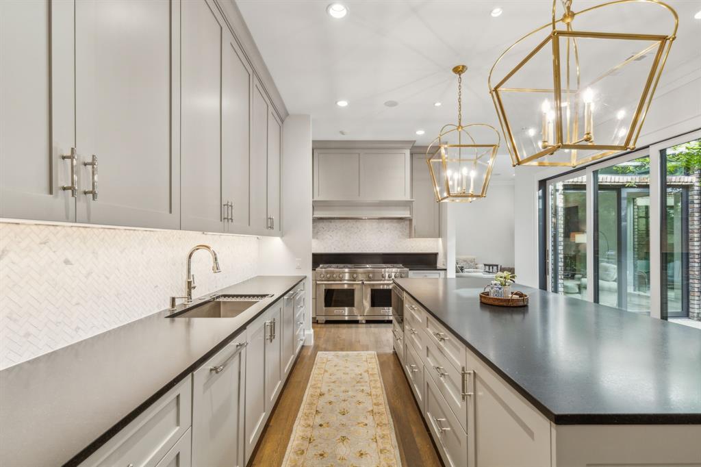 CARUTH HOMEPLACE 7TH SEC REV - Residential