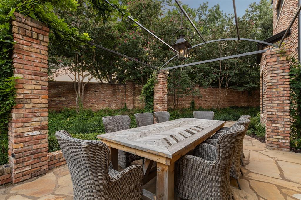 CARUTH HOMEPLACE 7TH SEC REV - Residential