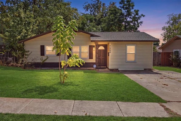 7208 VAN NATTA LN, FORT WORTH, TX 76112 - Image 373f8ef805d1de5fca7fbb36d4705cf6/3606474989