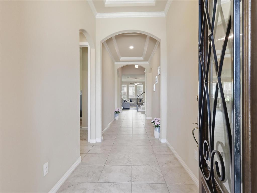 800 River Oak Avenue