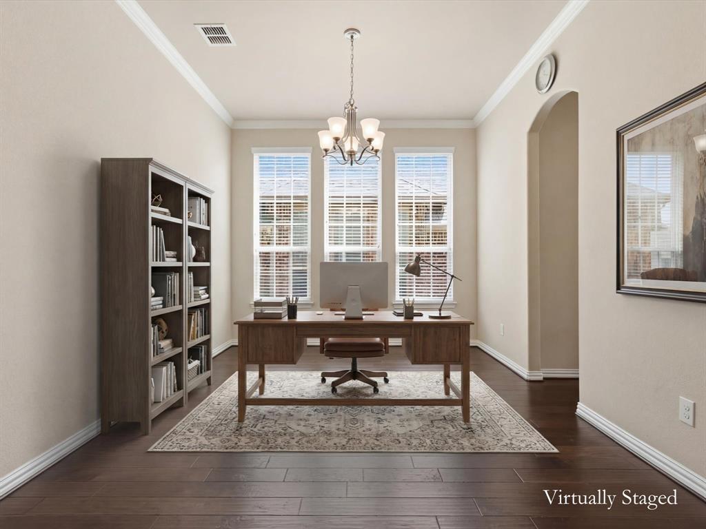 800 River Oak Avenue