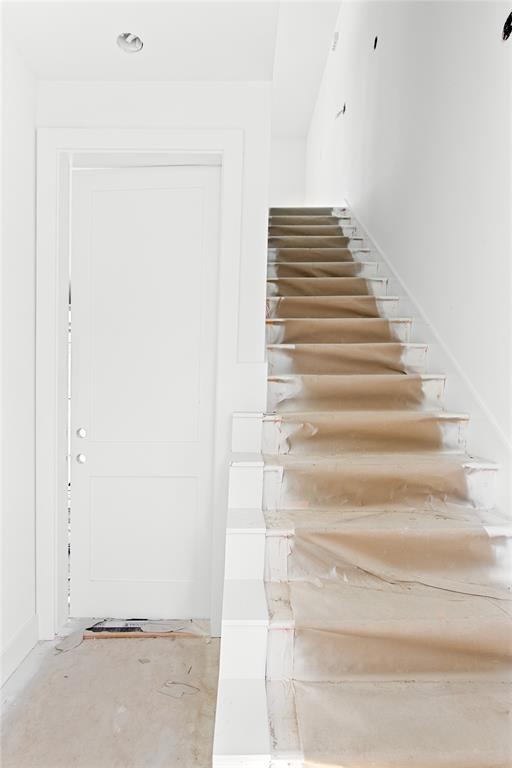 Maplewood 01 - Residential Income