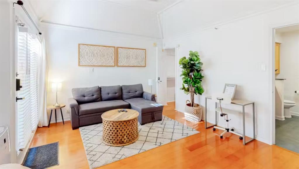 1408 Spenwick Terrace