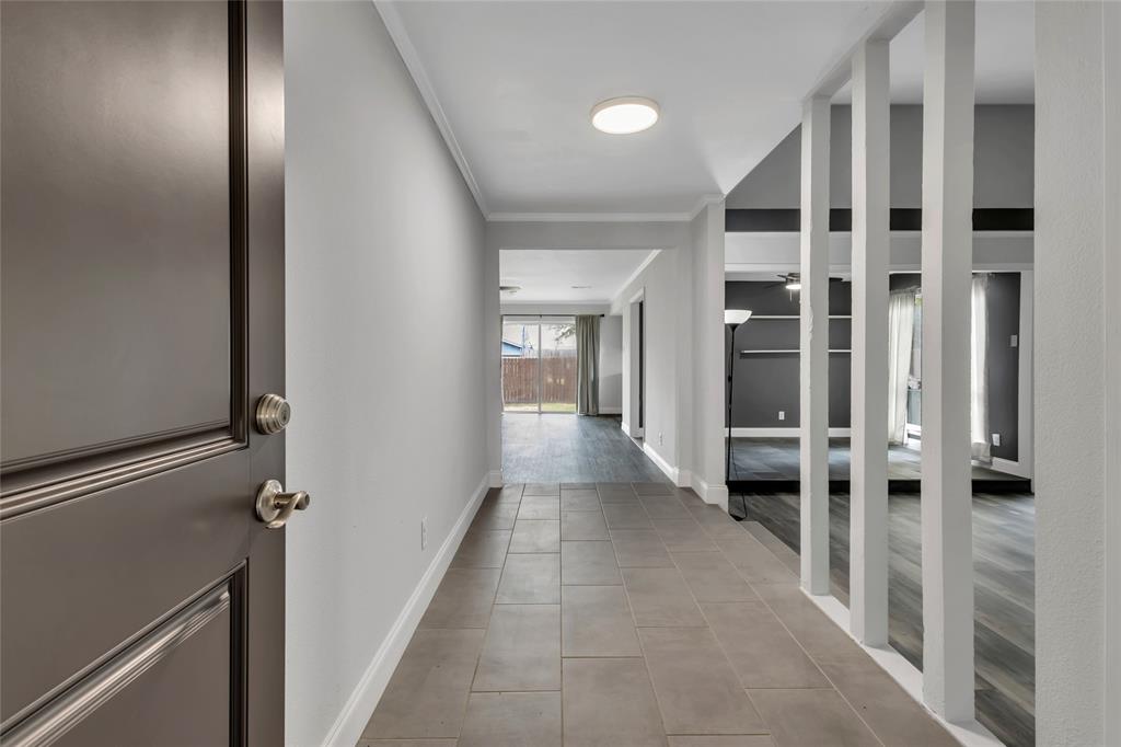 8 Merrie Circle