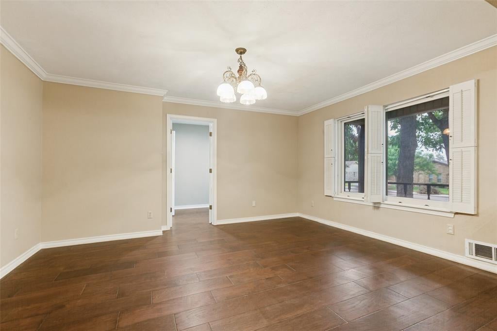 9433 Meadowknoll Drive