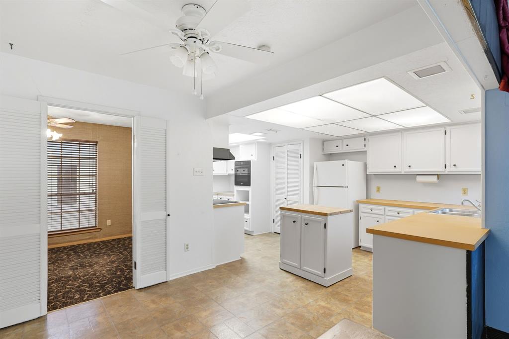 Canyon Creek Country Club 10 - Residential Lease