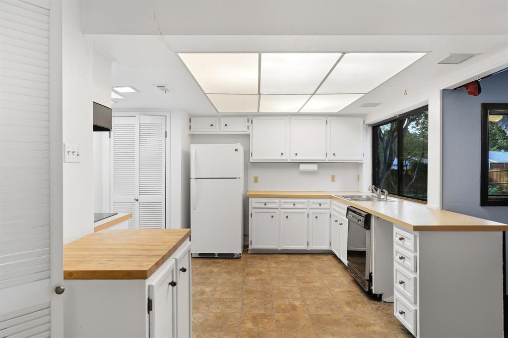 Canyon Creek Country Club 10 - Residential Lease