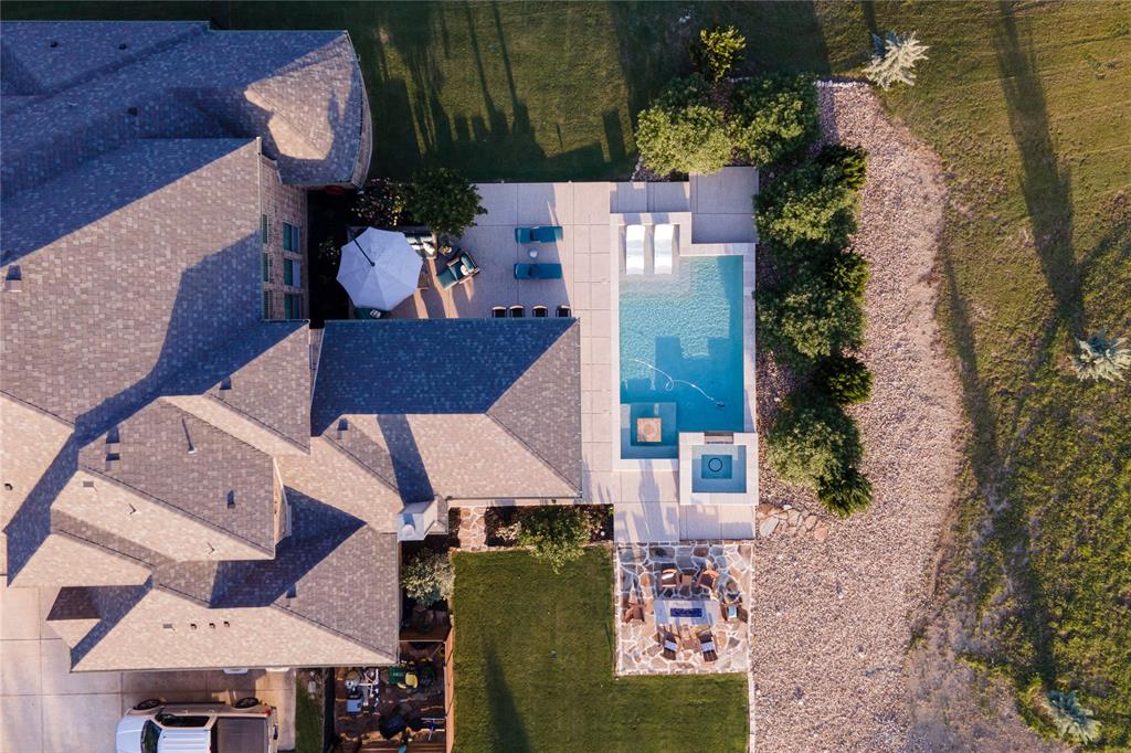 Bella Flora - Residential