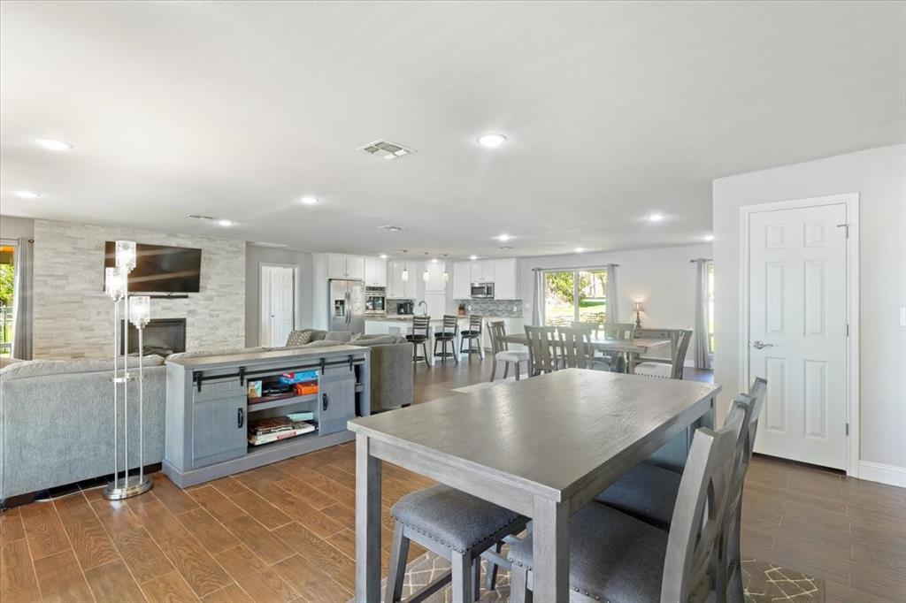 Gaines Bend - Residential