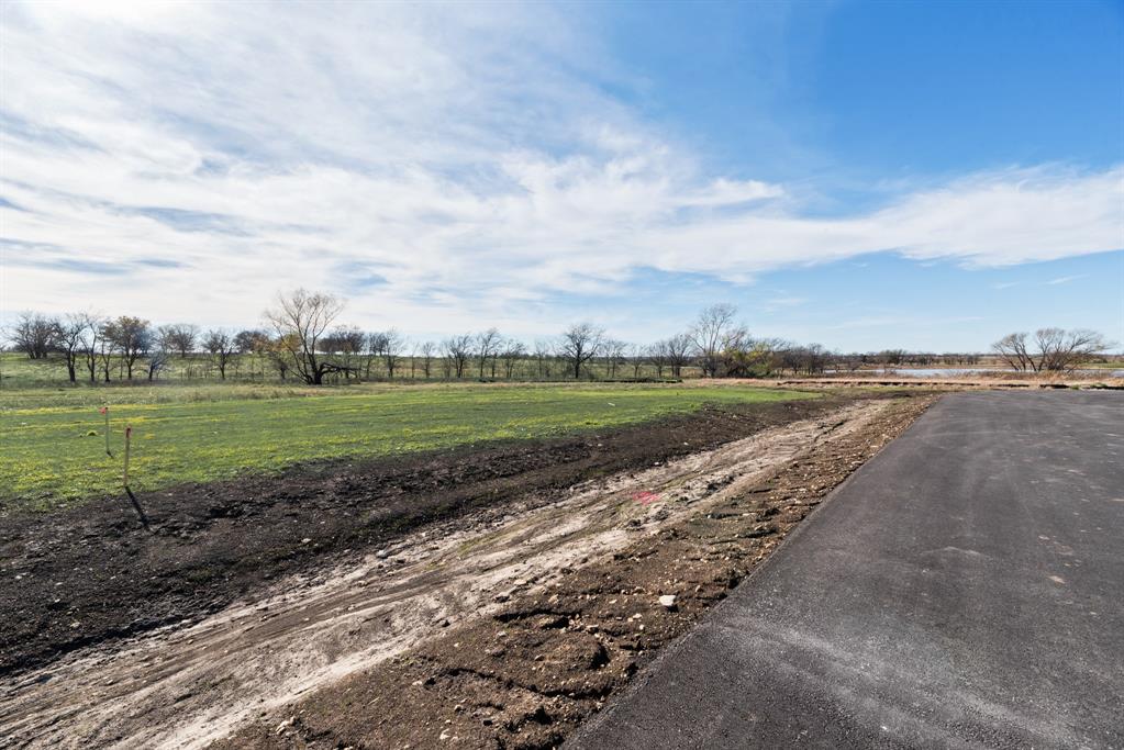 D BAR RANCH ESTATES - Land