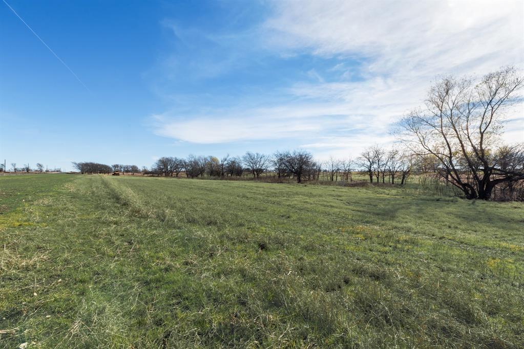 D BAR RANCH ESTATES - Land