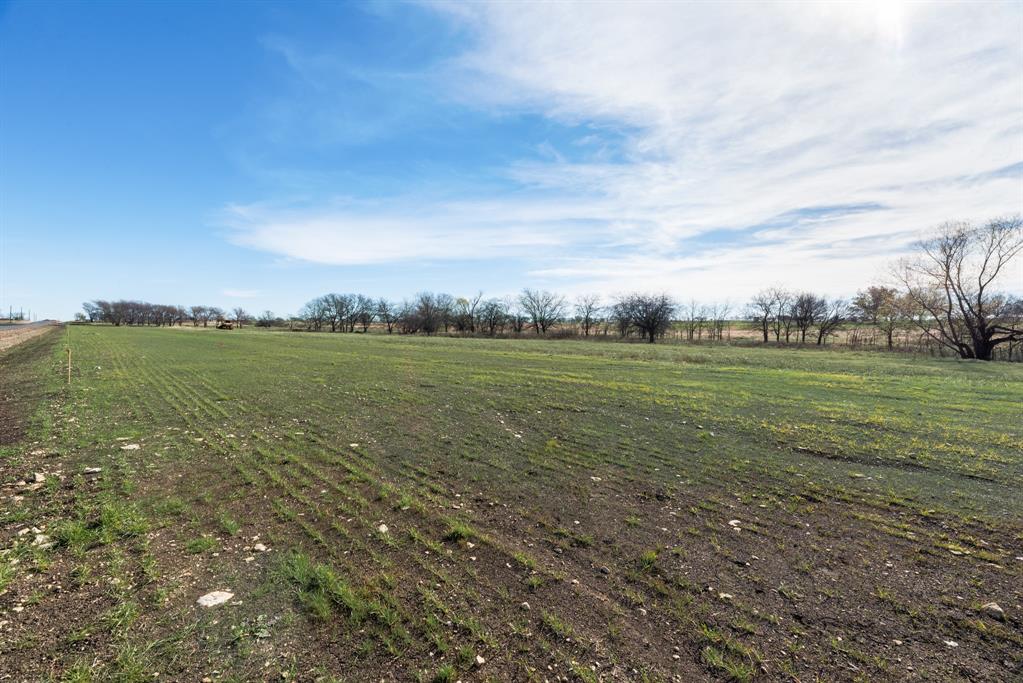 D BAR RANCH ESTATES - Land