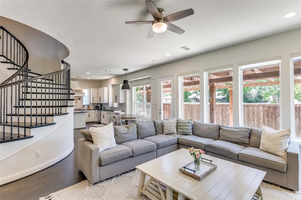 506 River Rock Way
