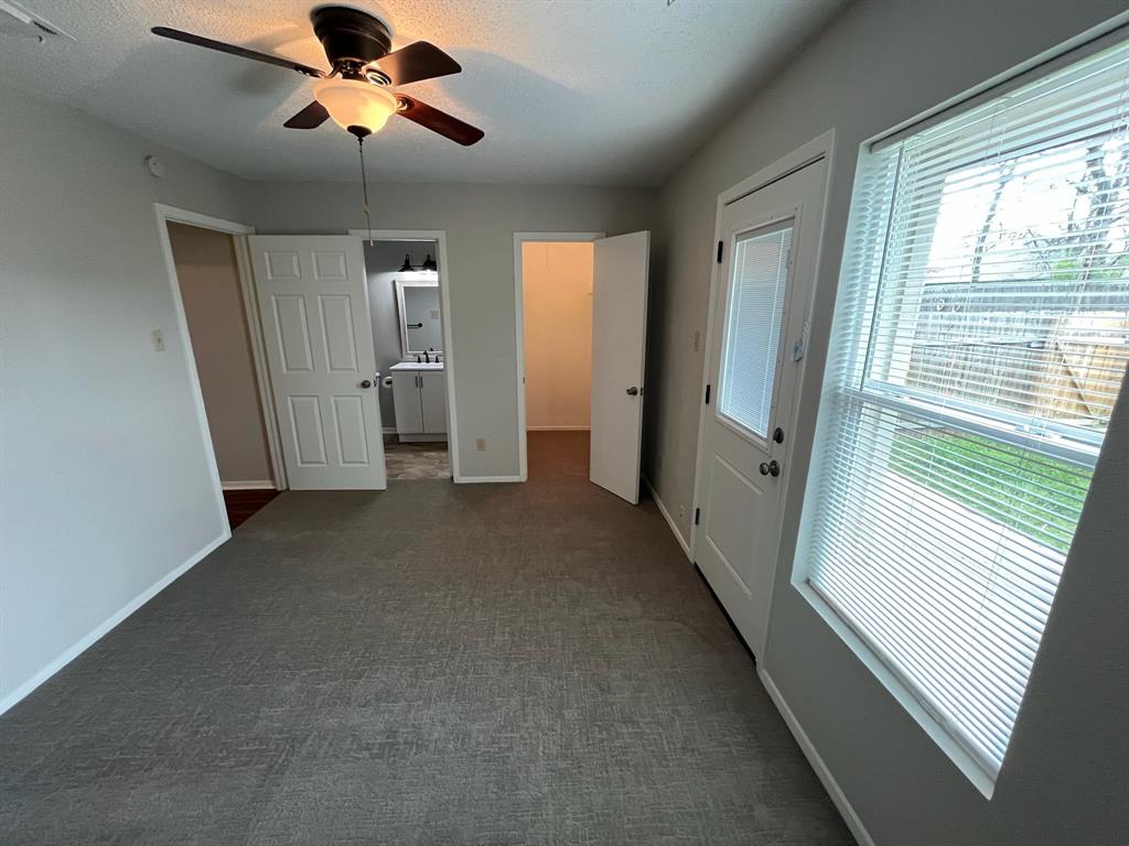 Chamberlain Arlington Heights - Residential Lease