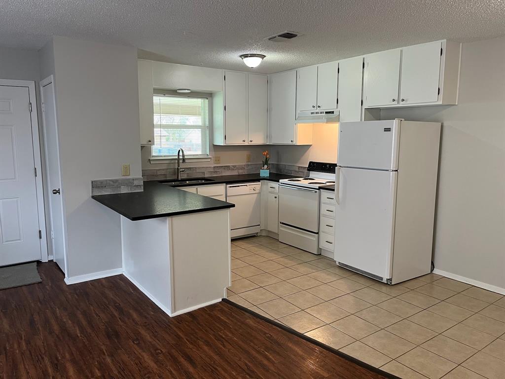 Chamberlain Arlington Heights - Residential Lease