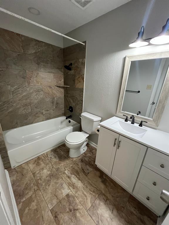 Chamberlain Arlington Heights - Residential Lease