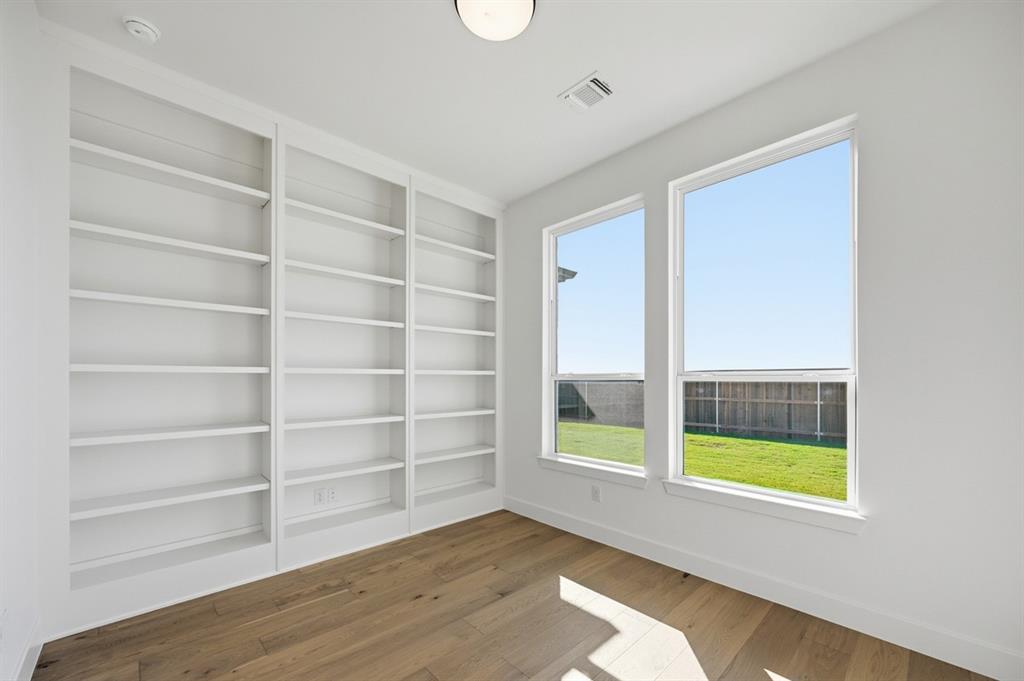 Quail Hollow: 72ft. lots - Residential