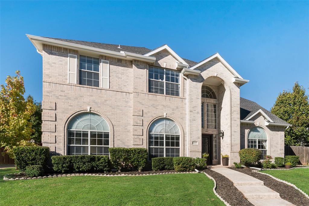 1817 Lake Forest Boulevard