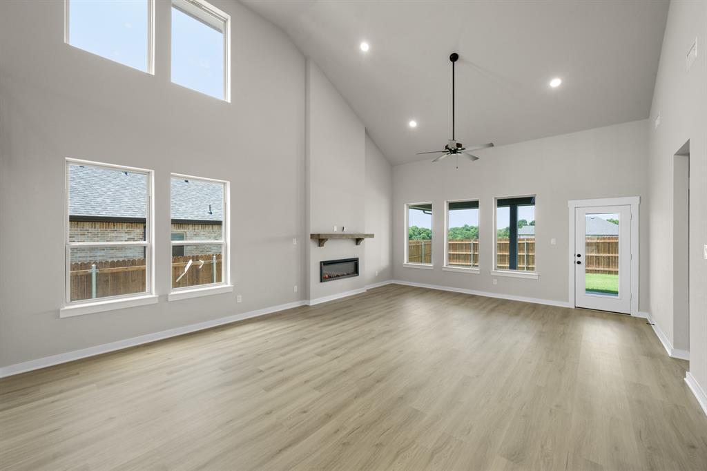 Sheppard's Place - Residential