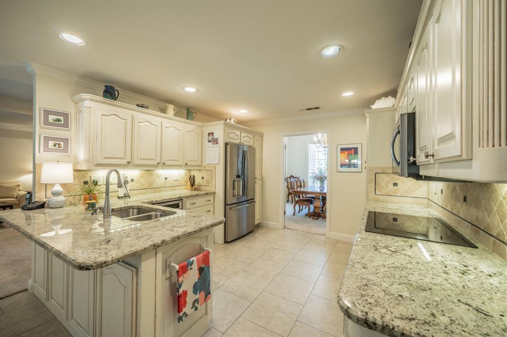 3534 Cliff View Loop